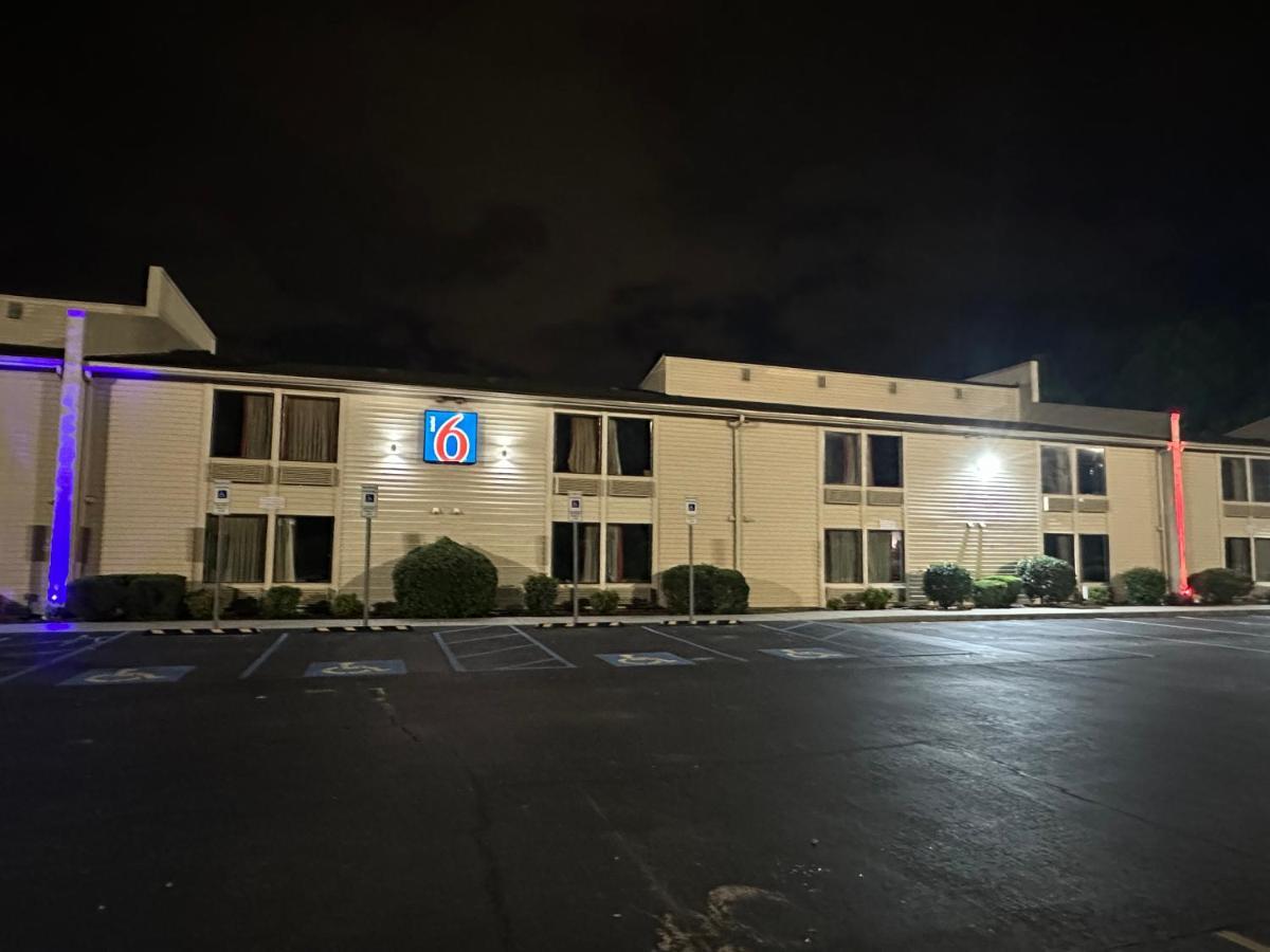 Motel 6-Greensboro, Nc - Airport Exterior foto